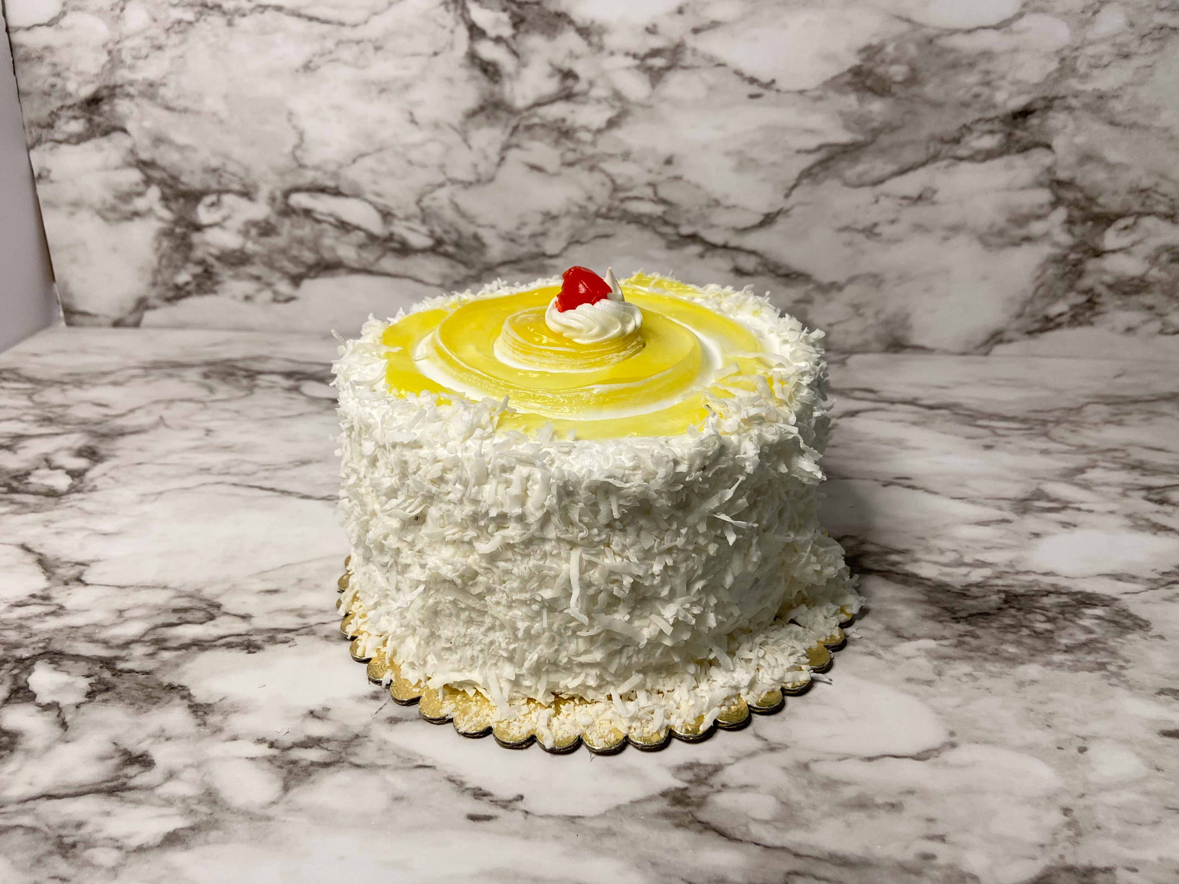  White Lemon Coconut Buttercream