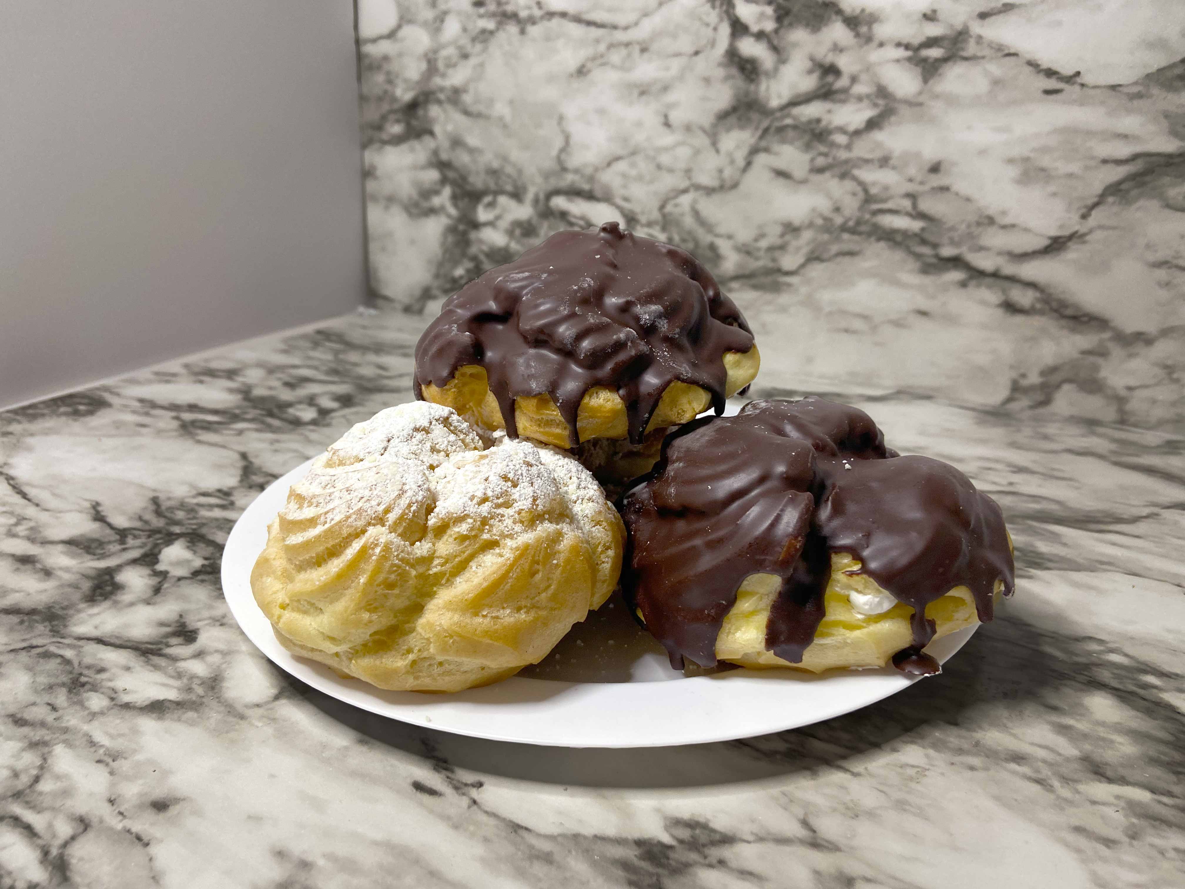 Large Cream Puffs